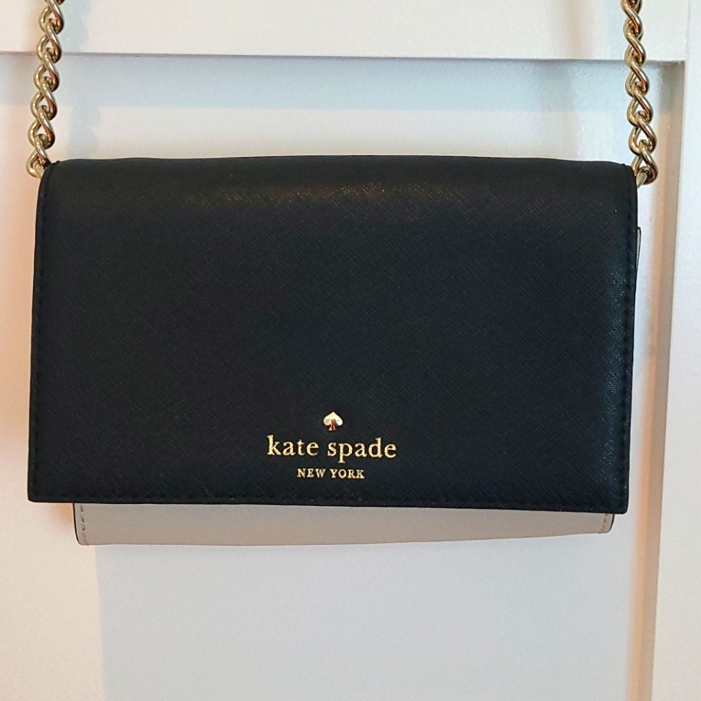 Small Kate Spade crossbody bag
